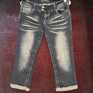 Women's Amethyst Cropped Jean Size 7